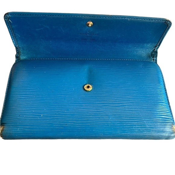 Louis Vuitton Blue Epi Long Wallet - Picture 3 of 11